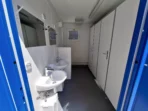 Sanitärcontainer 10 Fuß mit 2 Toiletten – Bild 6