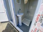 Duschcontainer mit 2 Duschen – Bild 5