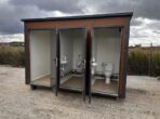Sanitärcontainer Pavillon WC mit Dreifachkabine – Bild 6