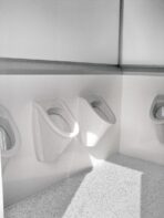 Sanitäranhänger 4 Toiletten 4 Urinale 2 Waschbecken – Bild 5