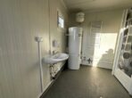 Neuer Sanitärcontainer 6,06x2,44 m 6 Duschen 2 Waschbecken Warmwasserbereiter 300 l – Bild 12