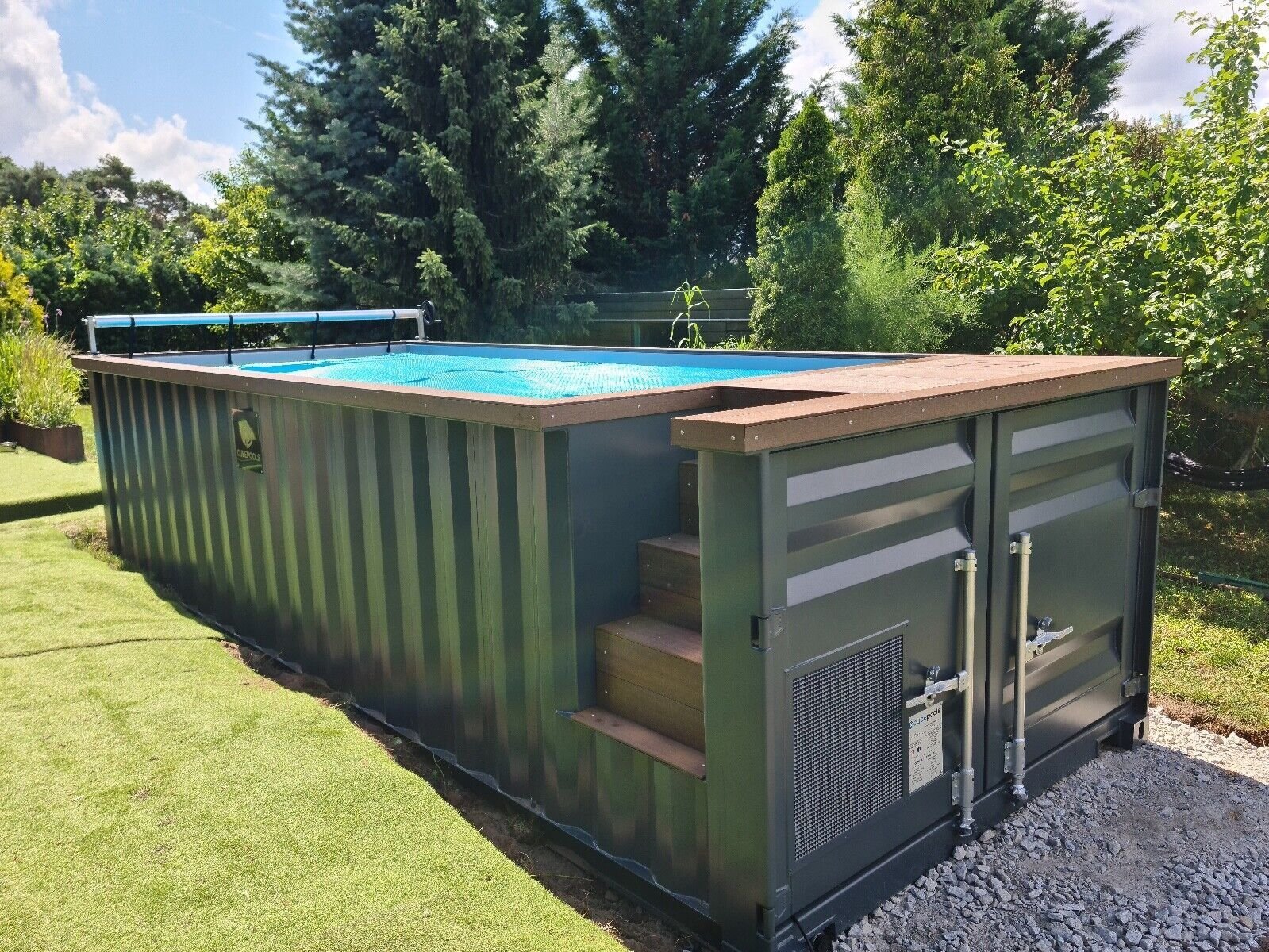 osjdb.jpg Container Pool Premium 12 M – Bild 1